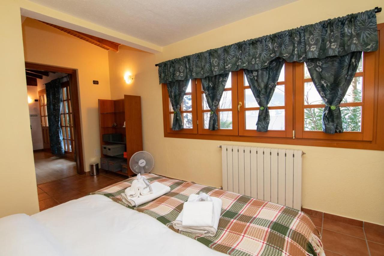 Villa Rina Deluxe And Cottage 포르토 세레시오 외부 사진