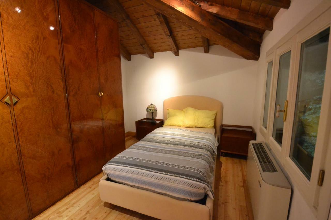 Villa Rina Deluxe And Cottage 포르토 세레시오 외부 사진
