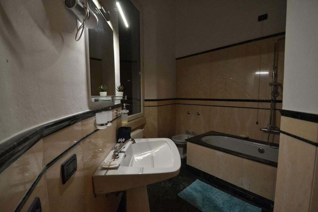 Villa Rina Deluxe And Cottage 포르토 세레시오 외부 사진